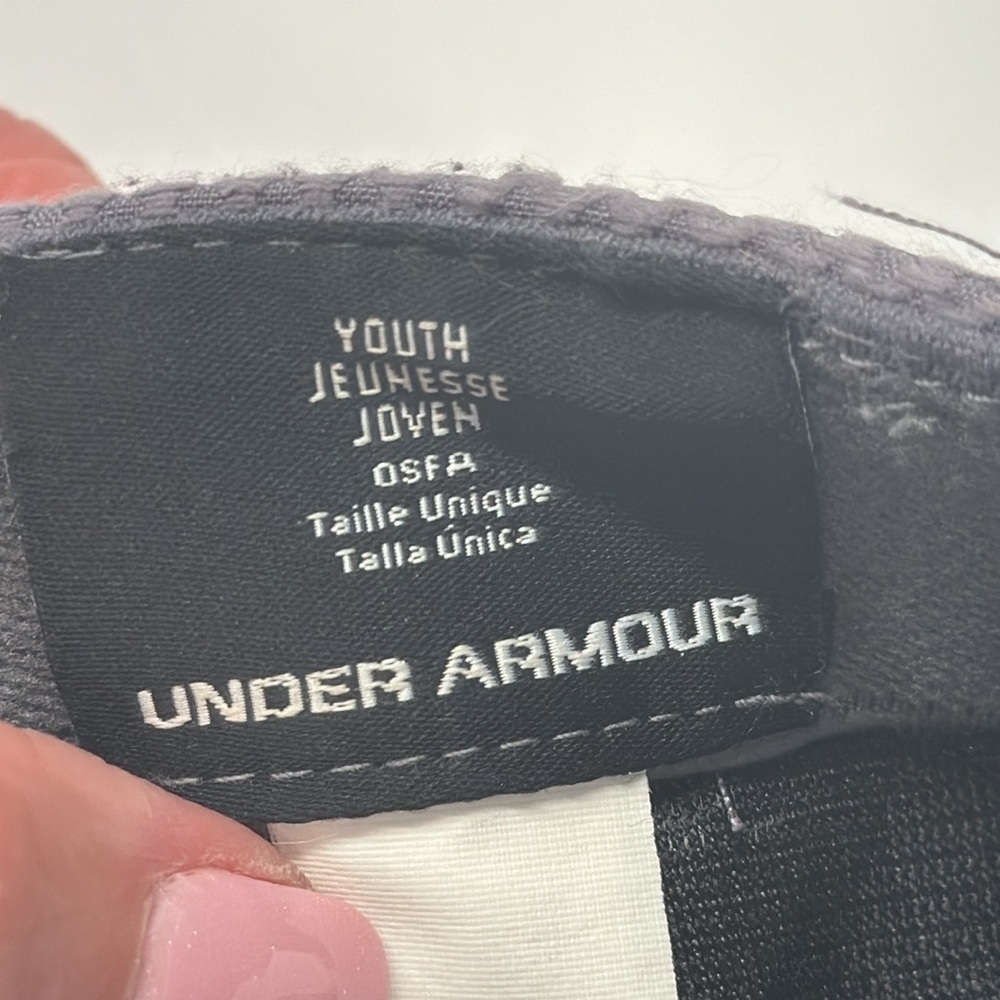 Under Armour youth strapback cap - Picture 7 of 8